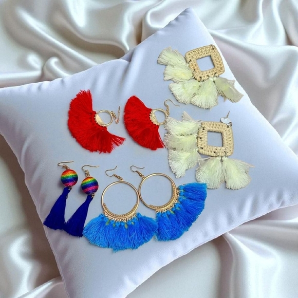 Earrings bundle of 4 pairs of earrings - Picture 1 of 8